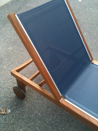 /Portals/0/UltraMediaGallery/422/4/thumbs/1.Gloster Sling and Teak chaise lounge refinished.JPG